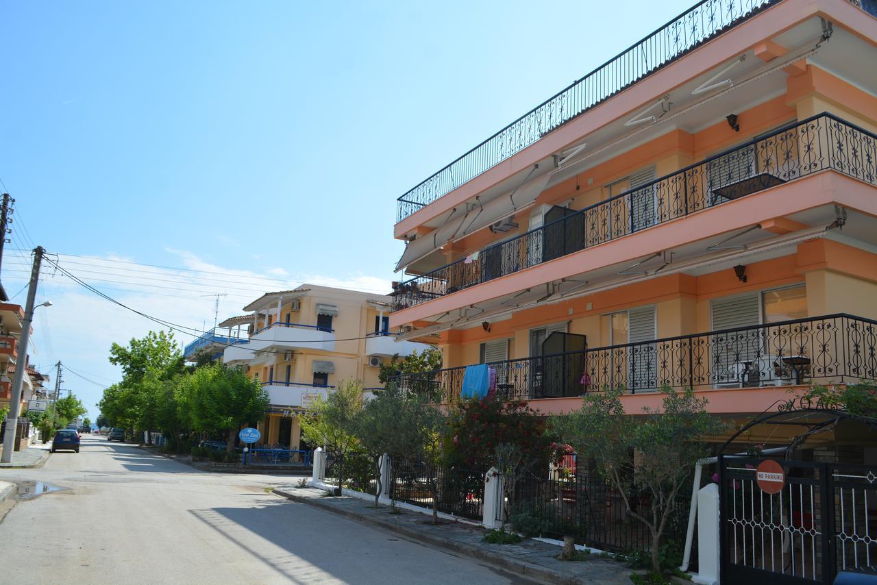 Apartments Dimitra Paralia Dionisiou Eksteriør billede